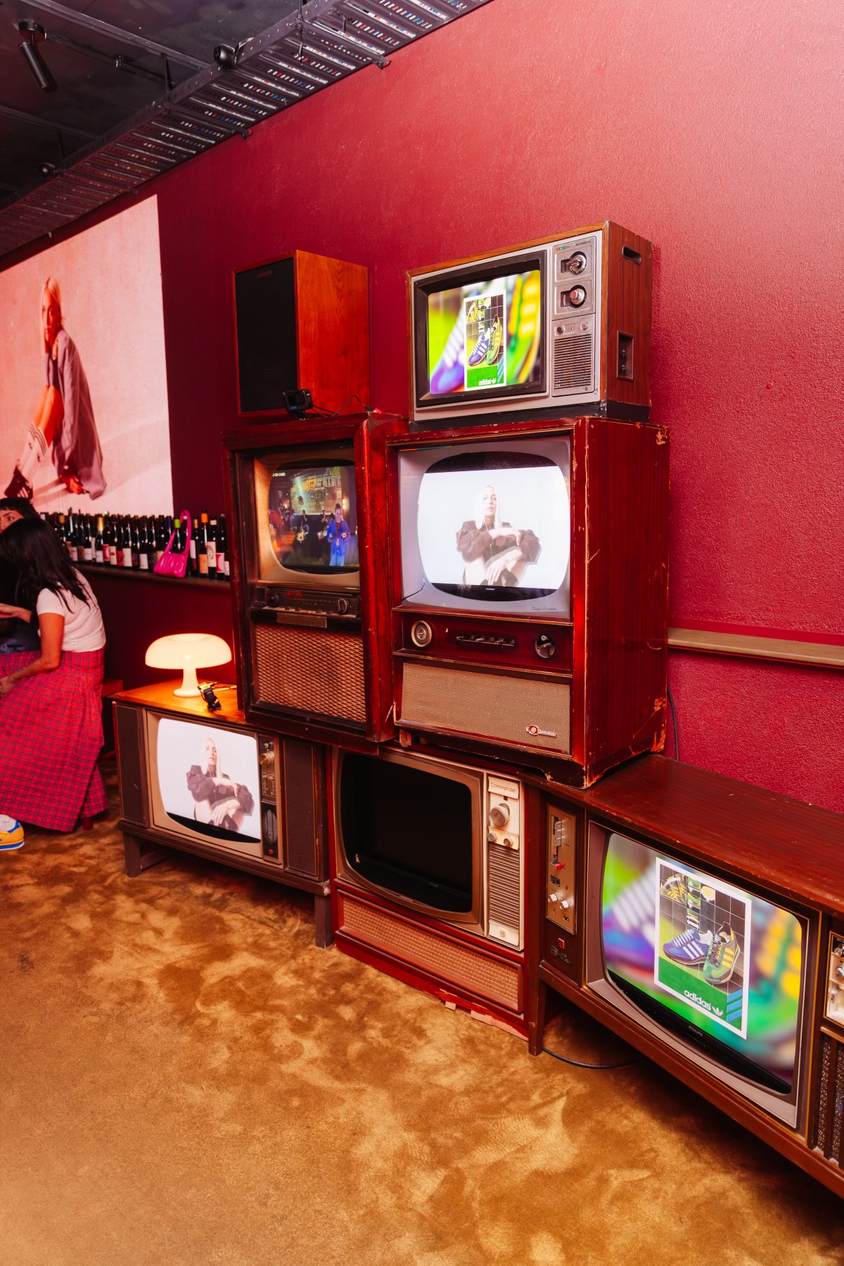 Old TV Television Unit, Large & Medium Size