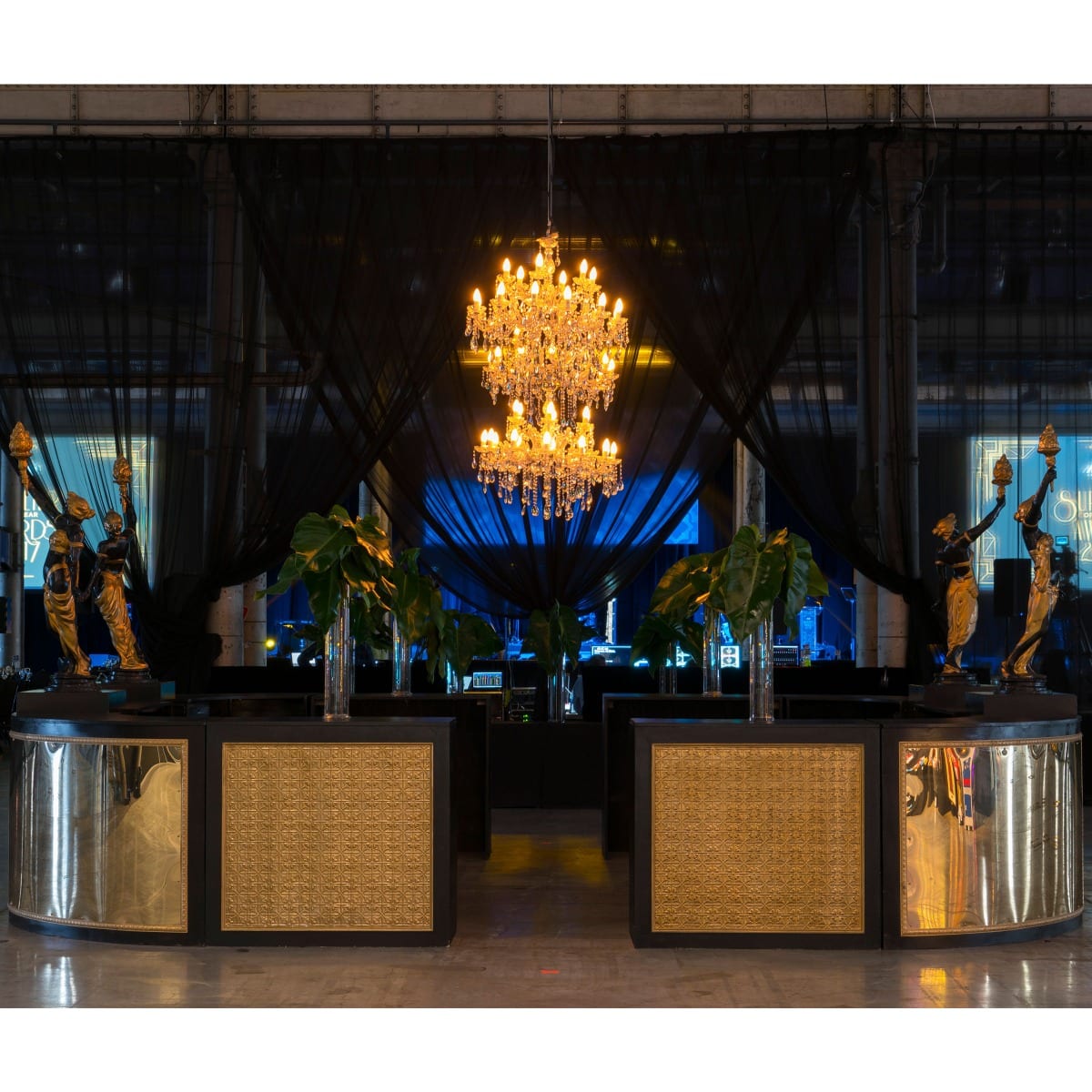 Large Circular Art Deco Bar -19195