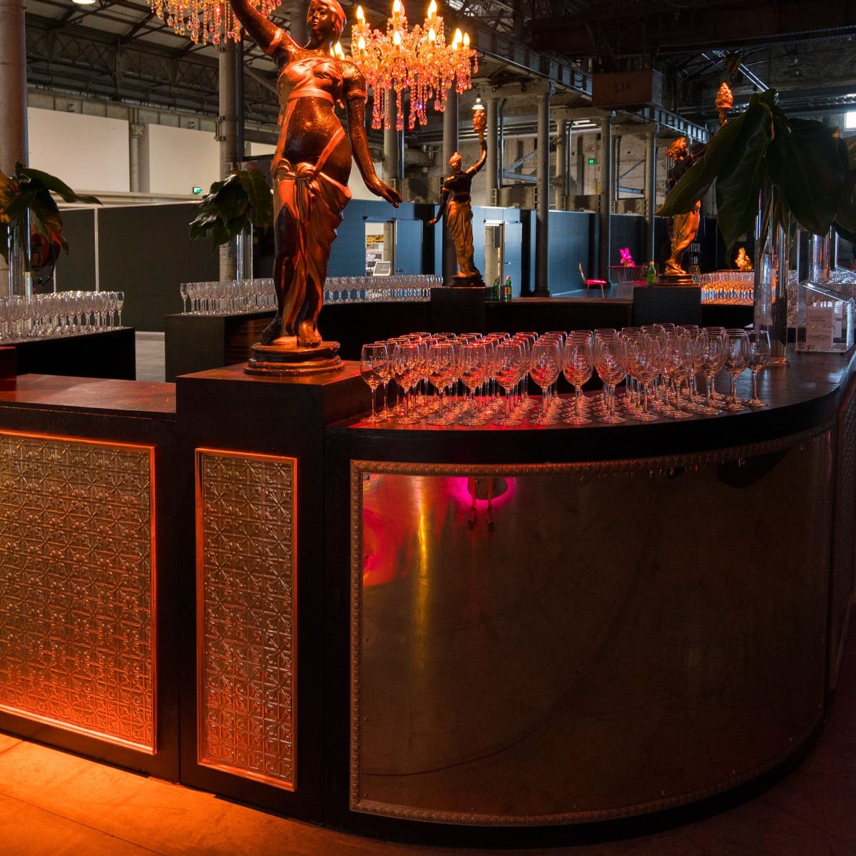 Large Circular Art Deco Bar -19196