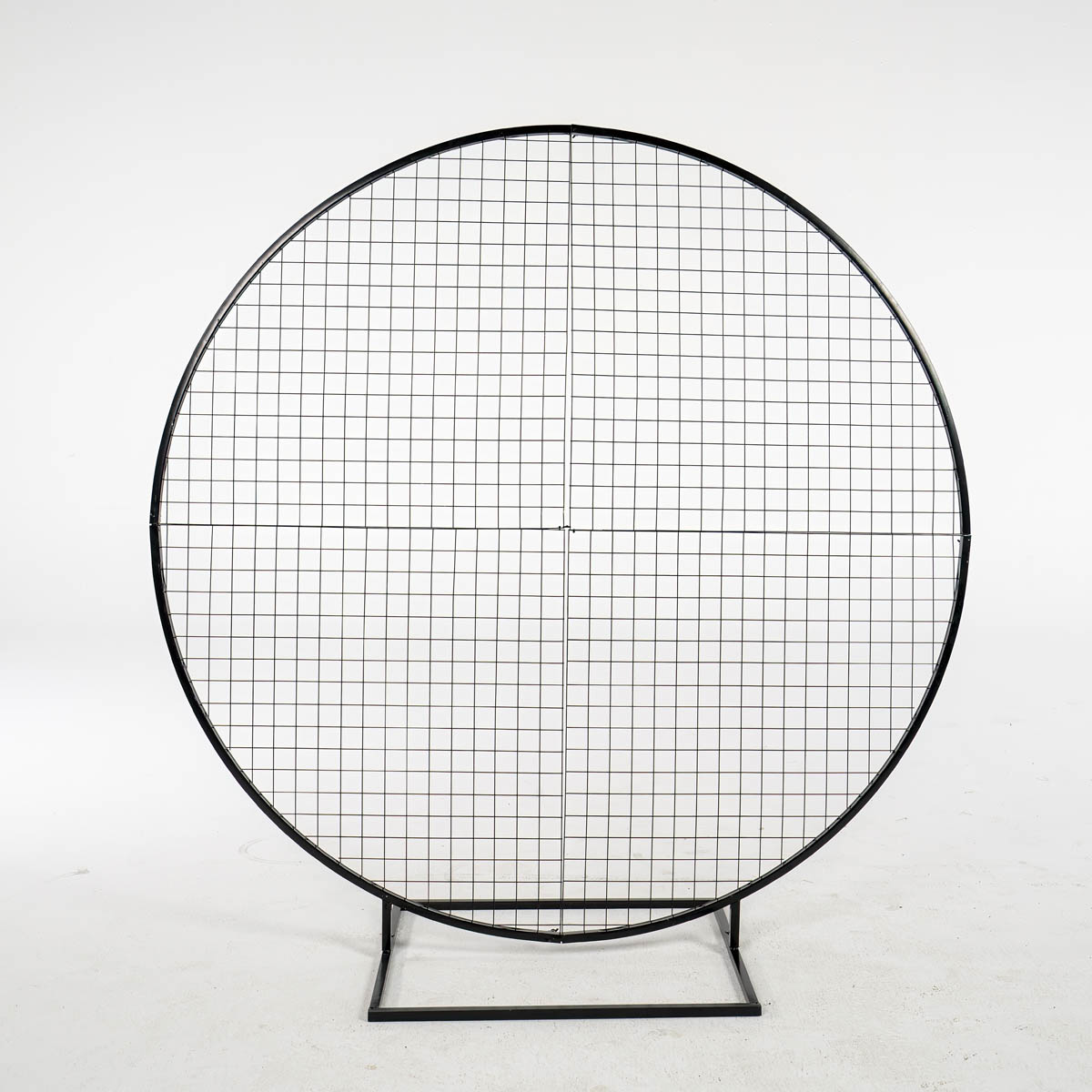 Medium Black Round Mesh Wall