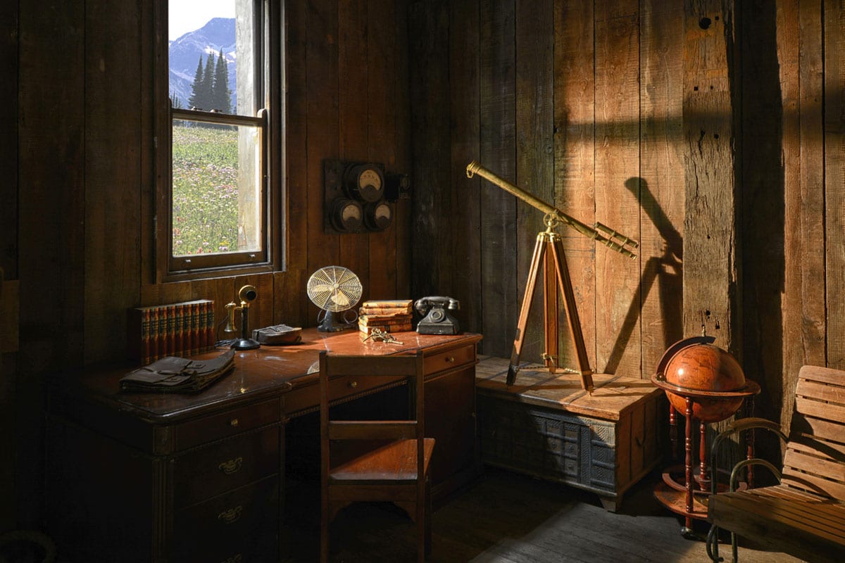Set Design and Construction